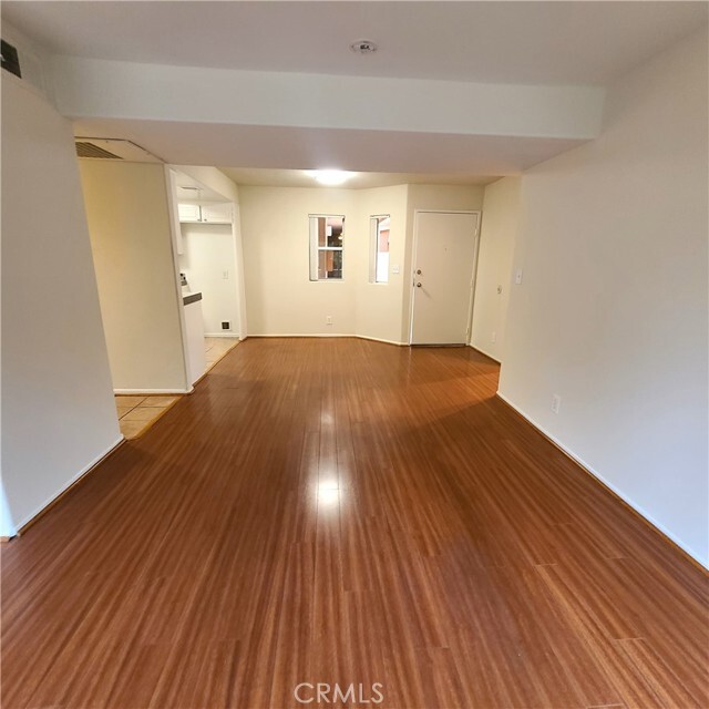 Building Photo - 5060 Kester Ave