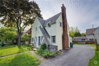 Building Photo - 266 Avalon Dr