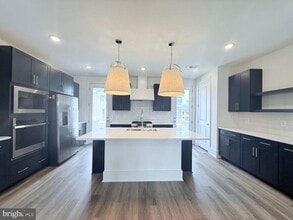 Building Photo - 4803 Jackson Vlg Pkwy