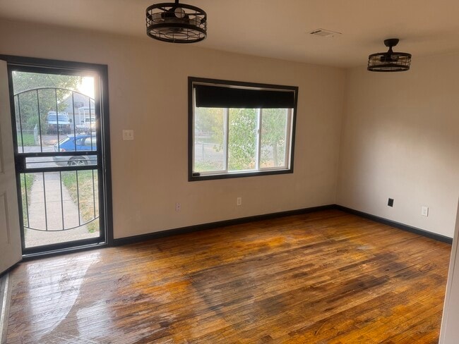 Building Photo - 5210 Ingalls St