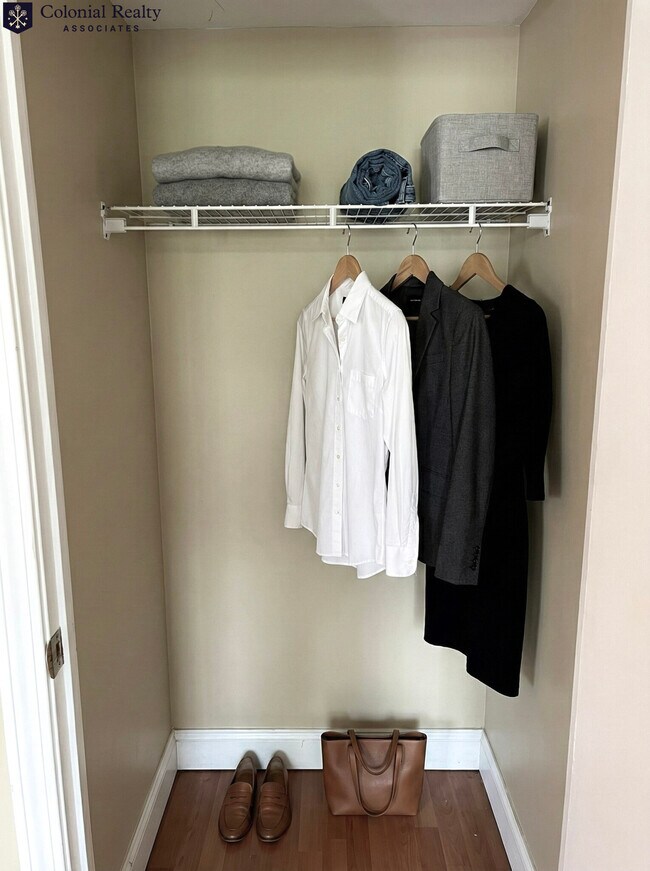 Foto del edificio - 85 Brainerd Rd