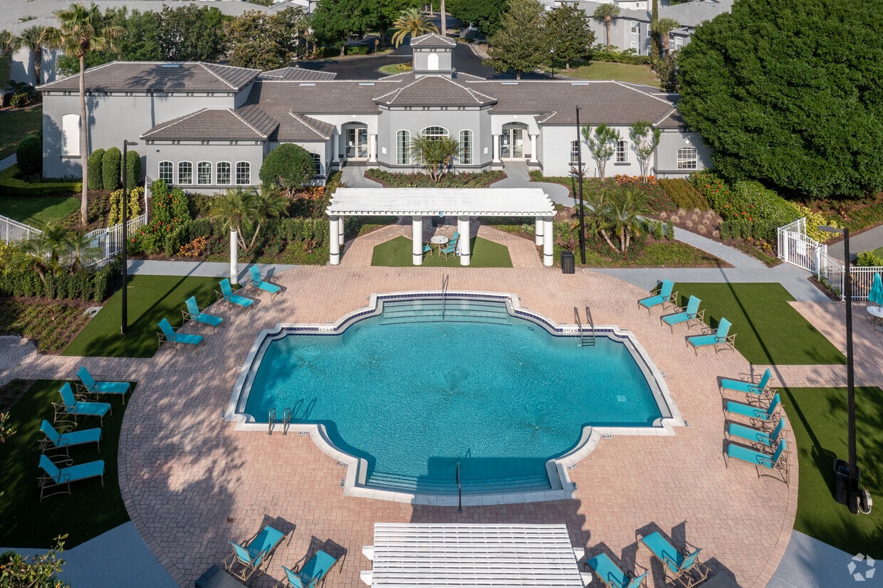 Foto principal - The Fairways at Lake Mary