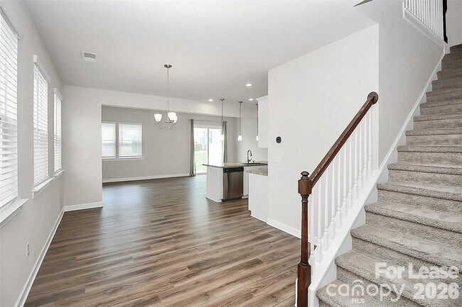Foto del edificio - 9328 Glenburn Ln