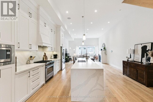 Building Photo - 1040 Enola Ave