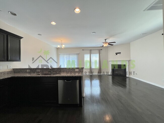 Foto del edificio - 120 Brewers Oak Ln