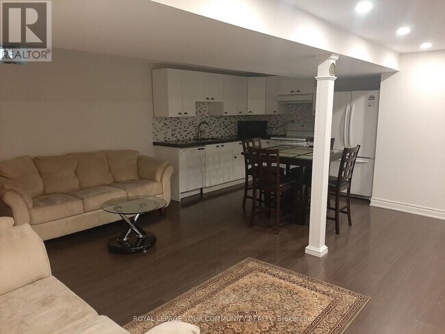 Building Photo - 48 Squire Dr