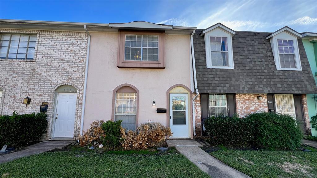 11439 Beechnut St, Houston, TX 77072 Condo for Rent in Houston, TX