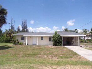 Building Photo - 421 Orchid Dr
