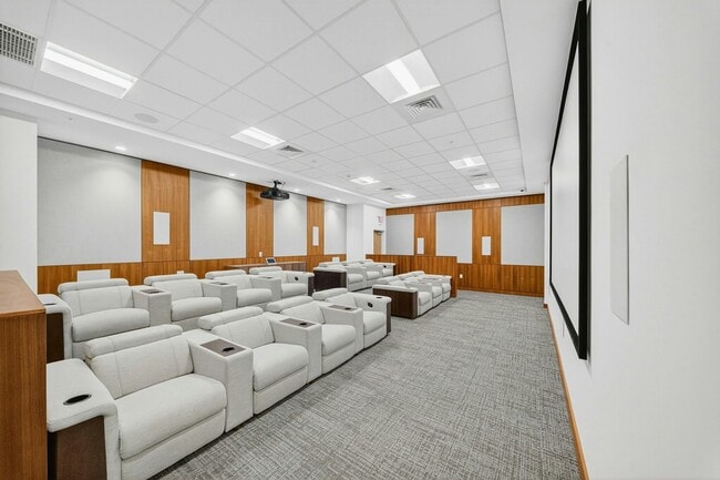 Building Photo - 1500 Rycroft St