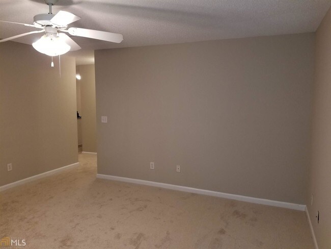 Building Photo - 6026 Creekerton Blvd