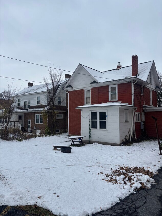 Building Photo - 235 S Burrowes St