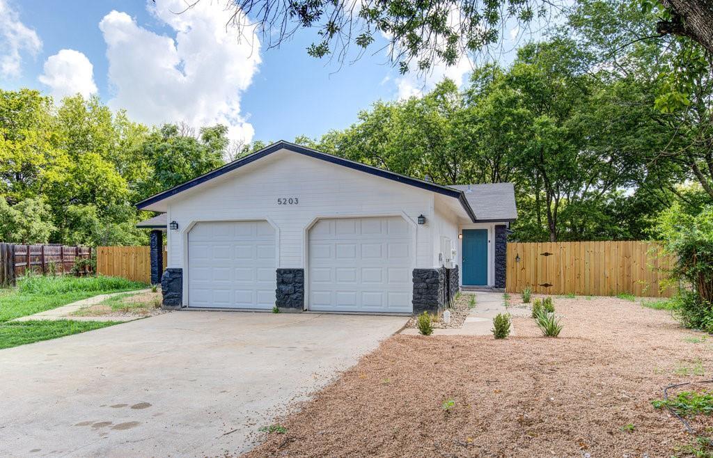 5203 Bogey Ct, Austin, TX 78744 Townhouse for Rent in Austin, TX