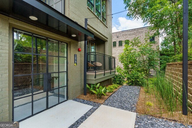 Foto del edificio - 1279 Viney Way NW