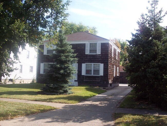 Foto del edificio - 615 Starin Ave