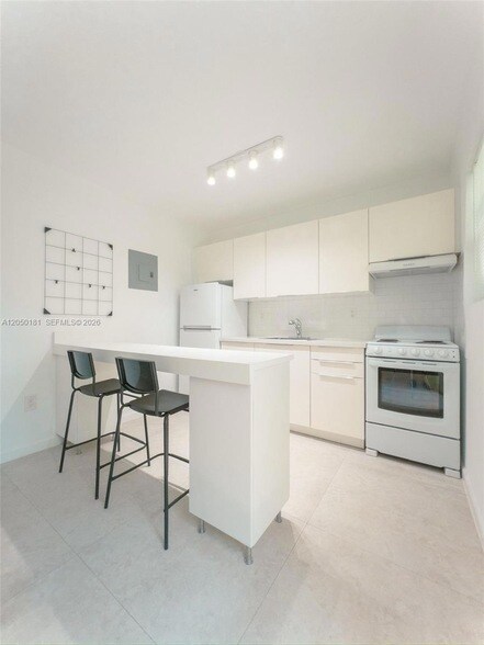Foto del edificio - 3676 Oak Ave