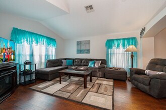 Building Photo - 2424 Hybrid Dr