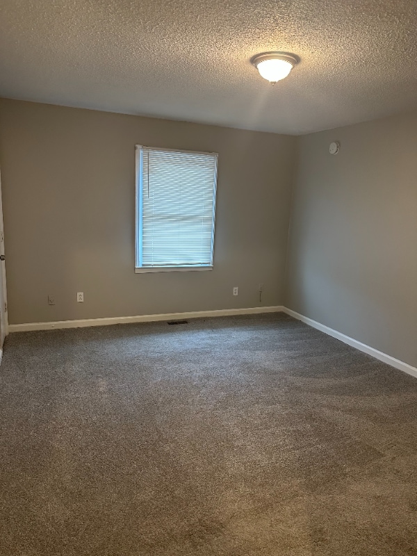 Building Photo - 219 W Flower St