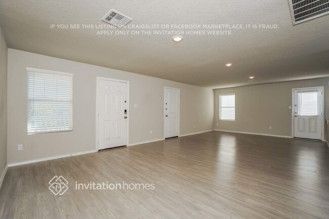 Building Photo - 118 Pasadena Pl