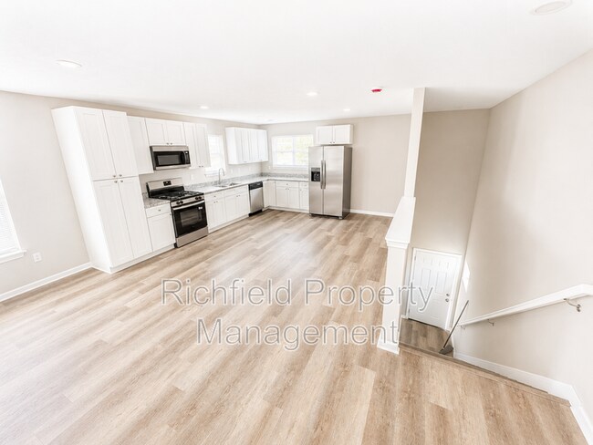 Foto del edificio - 2511 Columbia Ave