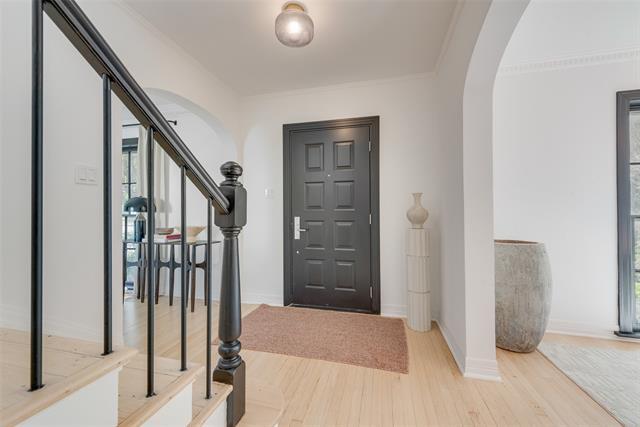 Foto del edificio - 6511 Gaston Ave