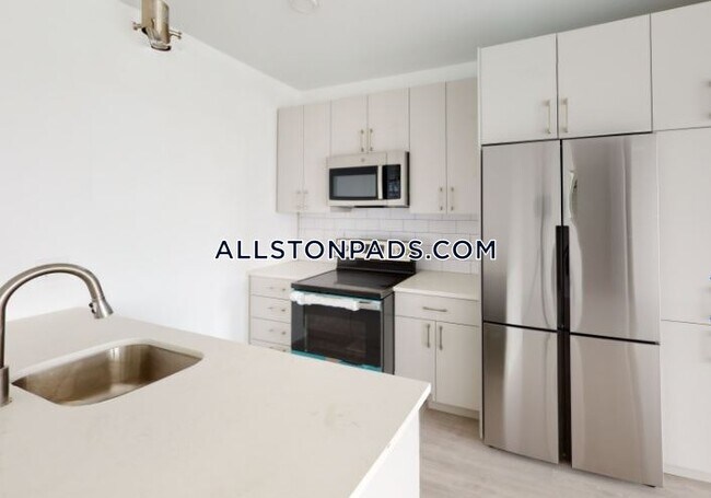 Foto del edificio - 42 N Beacon St
