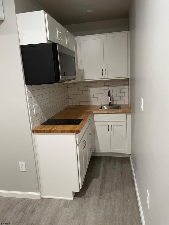 Building Photo - 3501 Pacific Ave