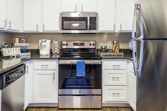 Building Photo - Regatta