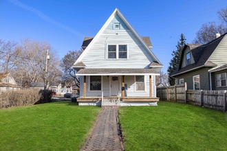 Building Photo - 1702 Logan Ave