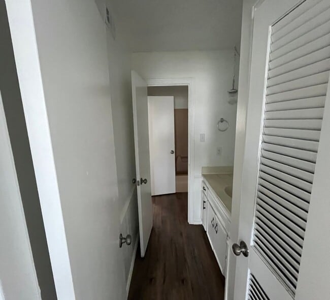 Building Photo - 2101 51st St