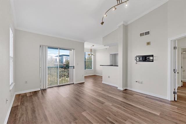 Foto del edificio - 330 Las Colinas Blvd E