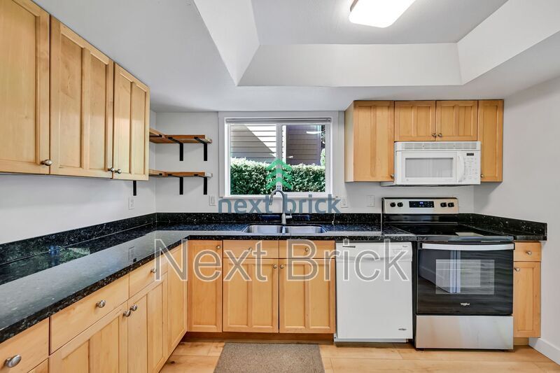 Foto principal - 3414 108th Pl NE