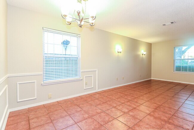 Foto del edificio - 5528 Royal Meadow Ln