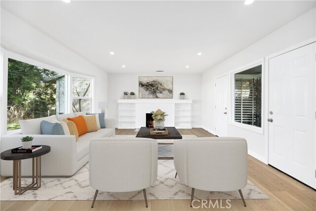 Foto del edificio - 634 W Mendocino St
