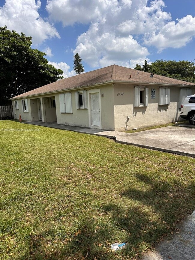 Building Photo - 1465 NW 59th St