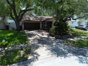 Building Photo - 12921 126th Terrace N