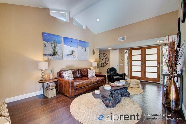 Building Photo - 28101 Klamath Ct