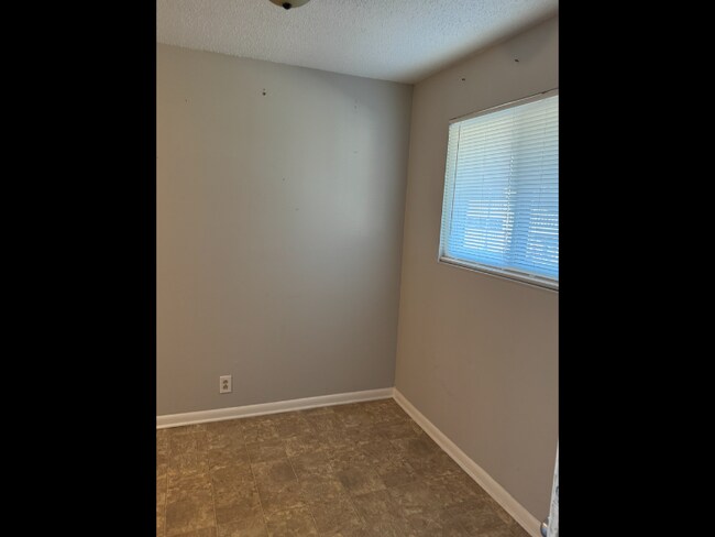 Photo - 276 White Bridge Pike Apartment