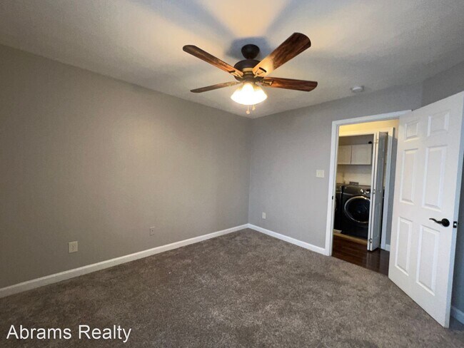 Building Photo - 3 br, 2.5 bath House - 5424 Shell Road