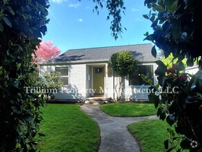 Building Photo - 4835 N Willamette Blvd