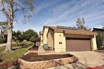 Building Photo - 1806 Esquire Glen