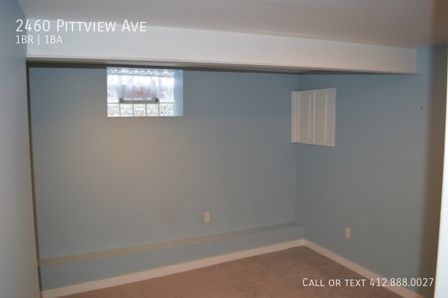 Building Photo - 1 Bedroom Apartment - All utilities except...