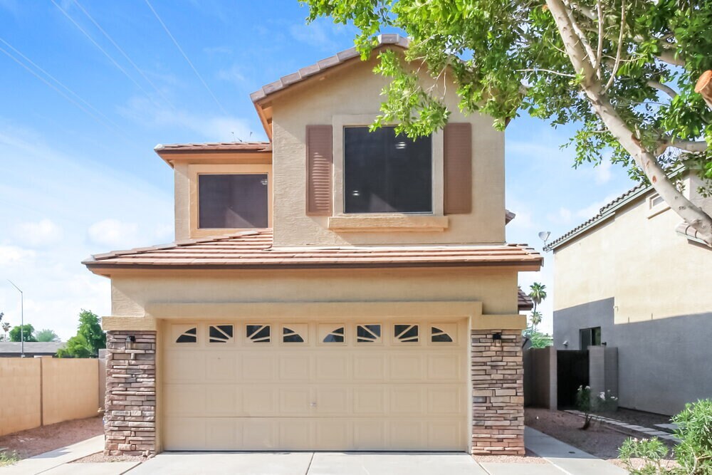 Foto principal - 1410 E June St