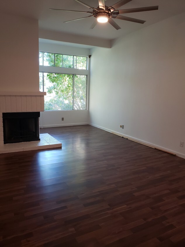 7800 Topanga Canyon Blvd, Los Angeles, CA 91304 Condo for Rent in Los