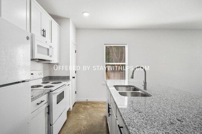 Foto del edificio - 1571 Court Ave