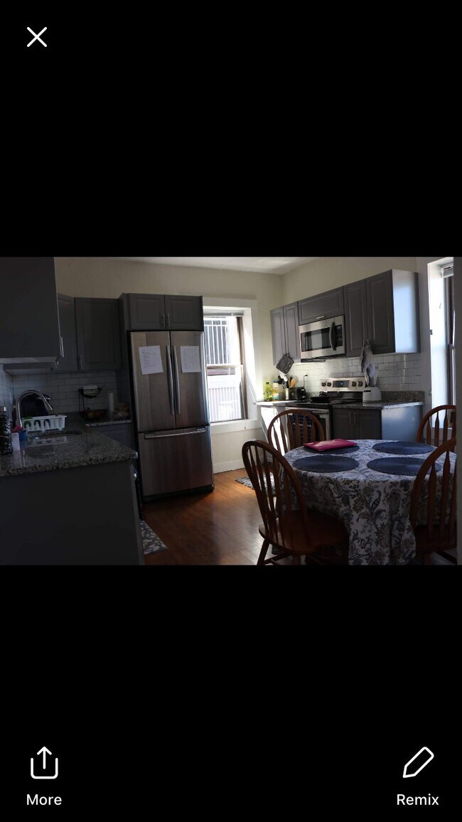 Foto del edificio - 632 Columbia Rd