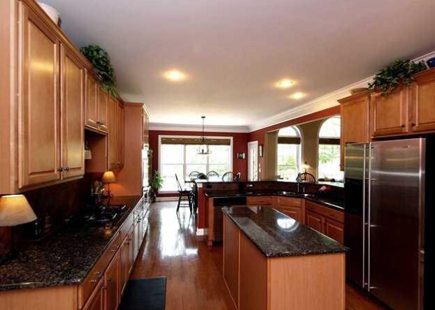 Building Photo - 1214 Dobson Dr