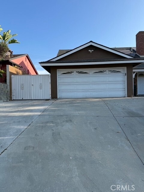 Building Photo - 23608 Decorah Rd