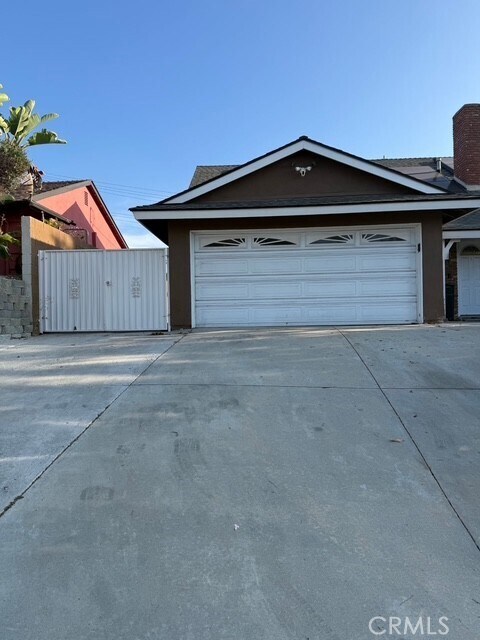 Foto del edificio - 23608 Decorah Rd