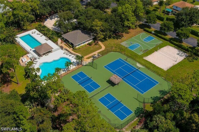 Foto del edificio - 5060 Coldstream Ln
