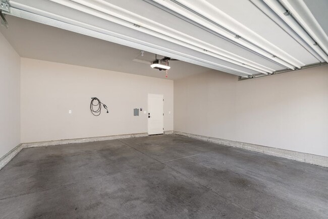Foto del edificio - 1124 Edgehill Rd